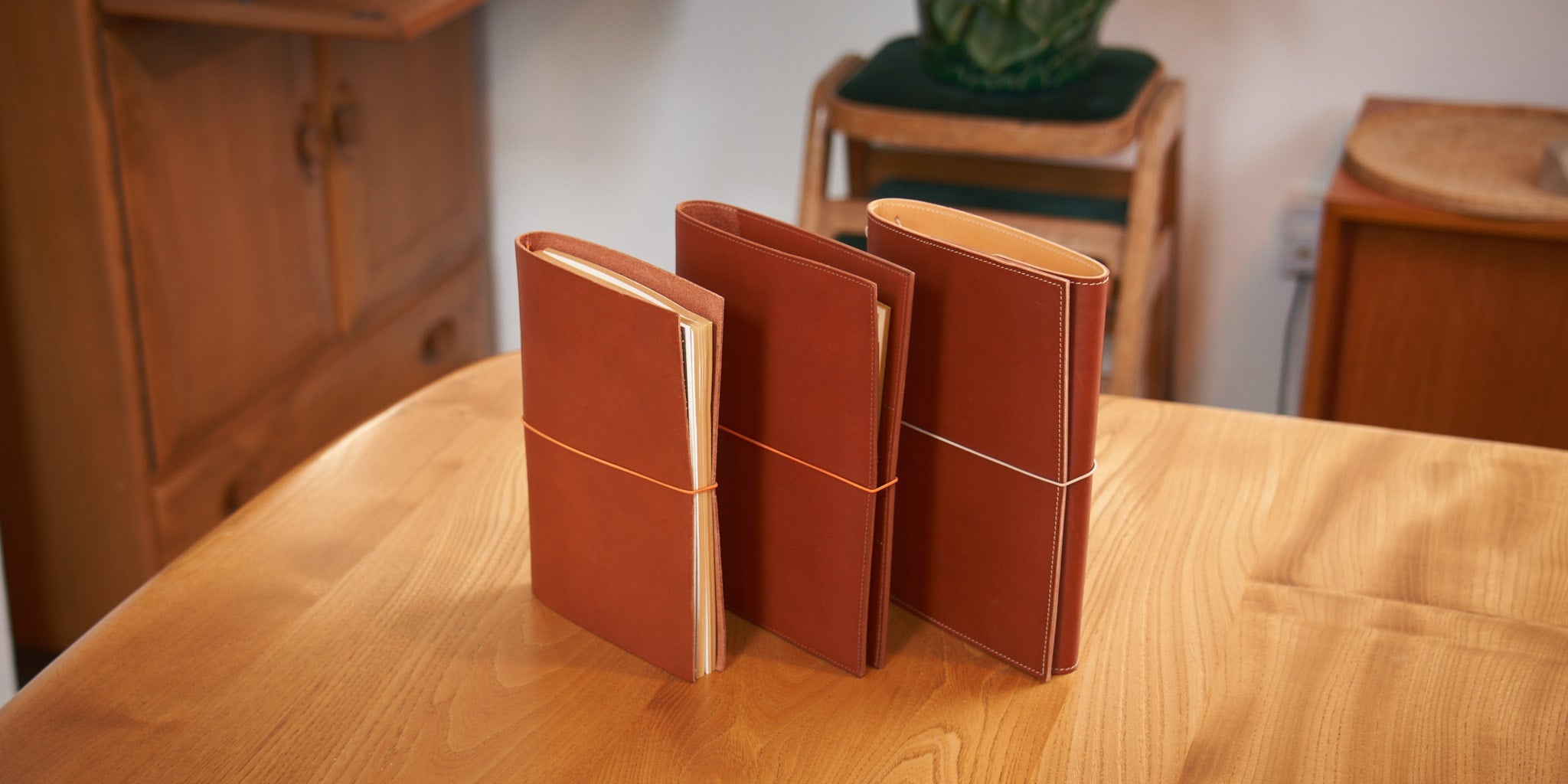 leather journals (stretch) – paper republic
