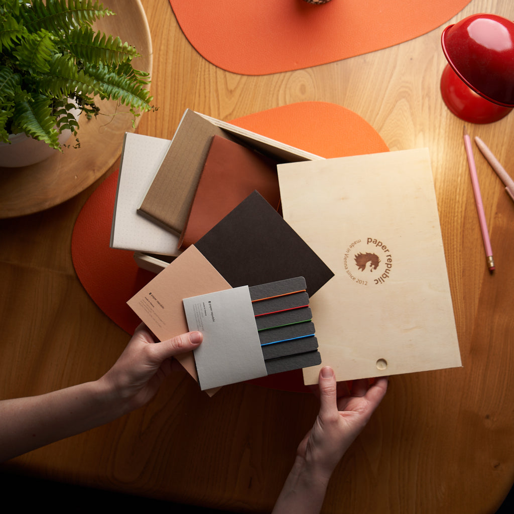Grand Voyageur Leather Notebook & Travel Journal – paper republic