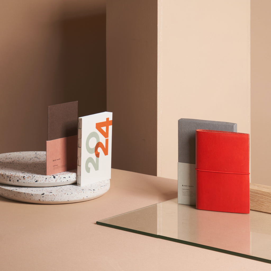 [pocket] / red / week & notes | [pocket] / rouge / semaine & notes | [pocket] / rot / Woche & Notizen