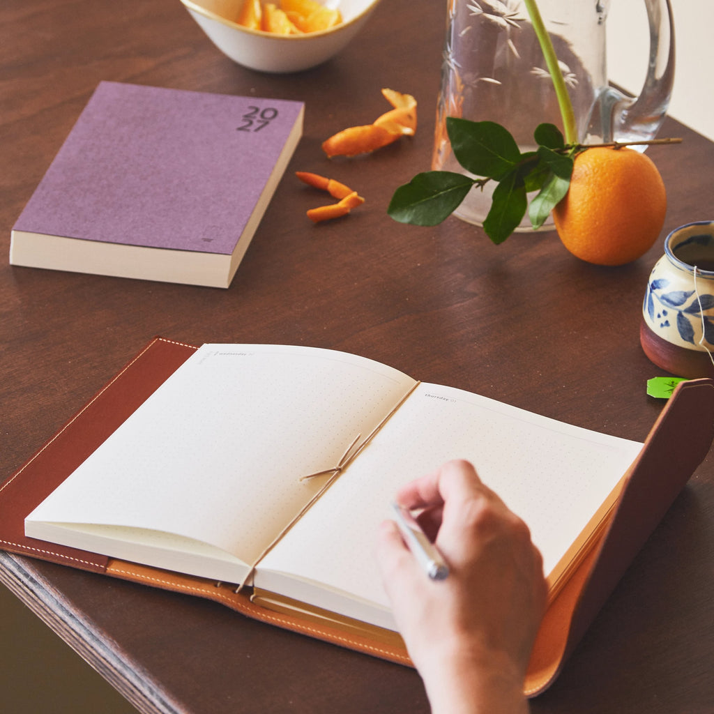 2027 Daily Planner – Dotted Layout, Fountain Pen Friendly – paper republic