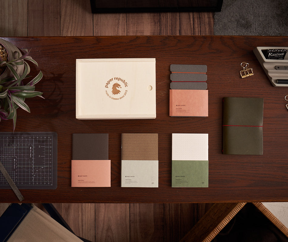 [pocket] / olive green | [pocket] / vert olive | [pocket] / olivgrün