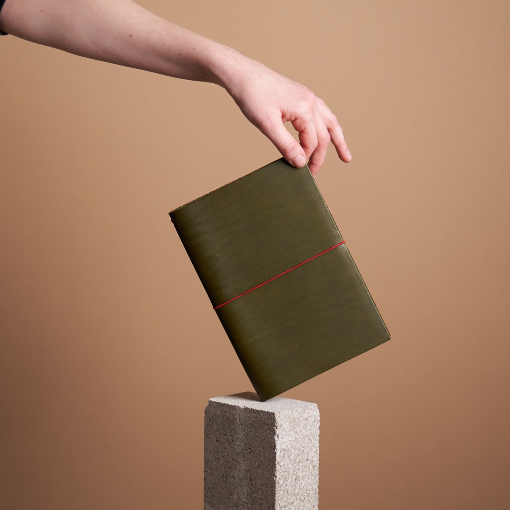 Grand Voyageur Leather Notebook & Travel Journal – paper republic