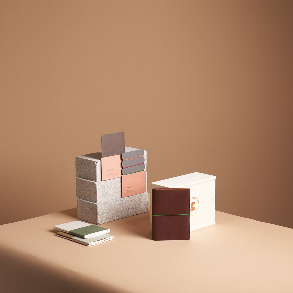 [pocket] / chestnut | [pocket] / châtaigne | [pocket] / kastanie