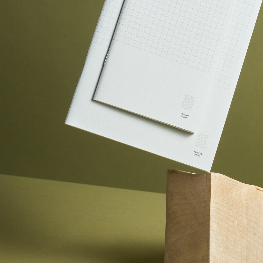 [pocket] / squared | [pocket] / carreaux | [pocket] / kariert | [xl] / squared |[xl] / carreaux | [xl] / kariert