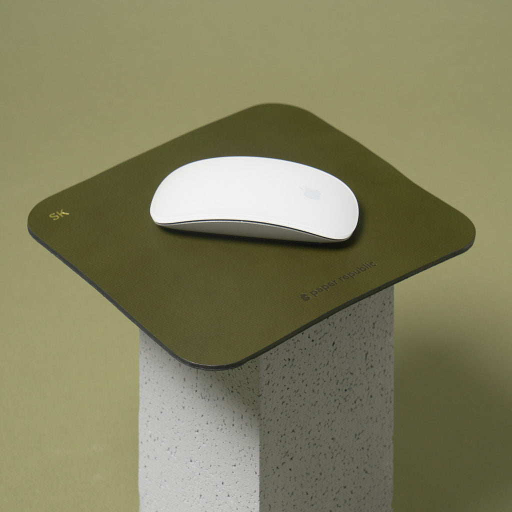 olive green | vert olive | olivgrün